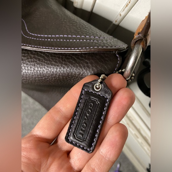 Coach Chelsea signature turn lock brown pebble leather bag with charms - Picture 11 of 15